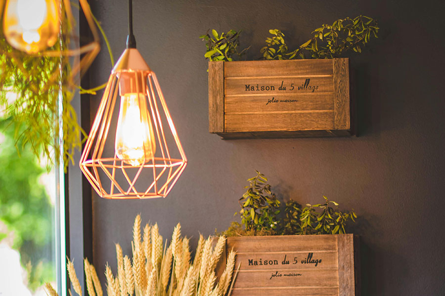 About us（images 22）